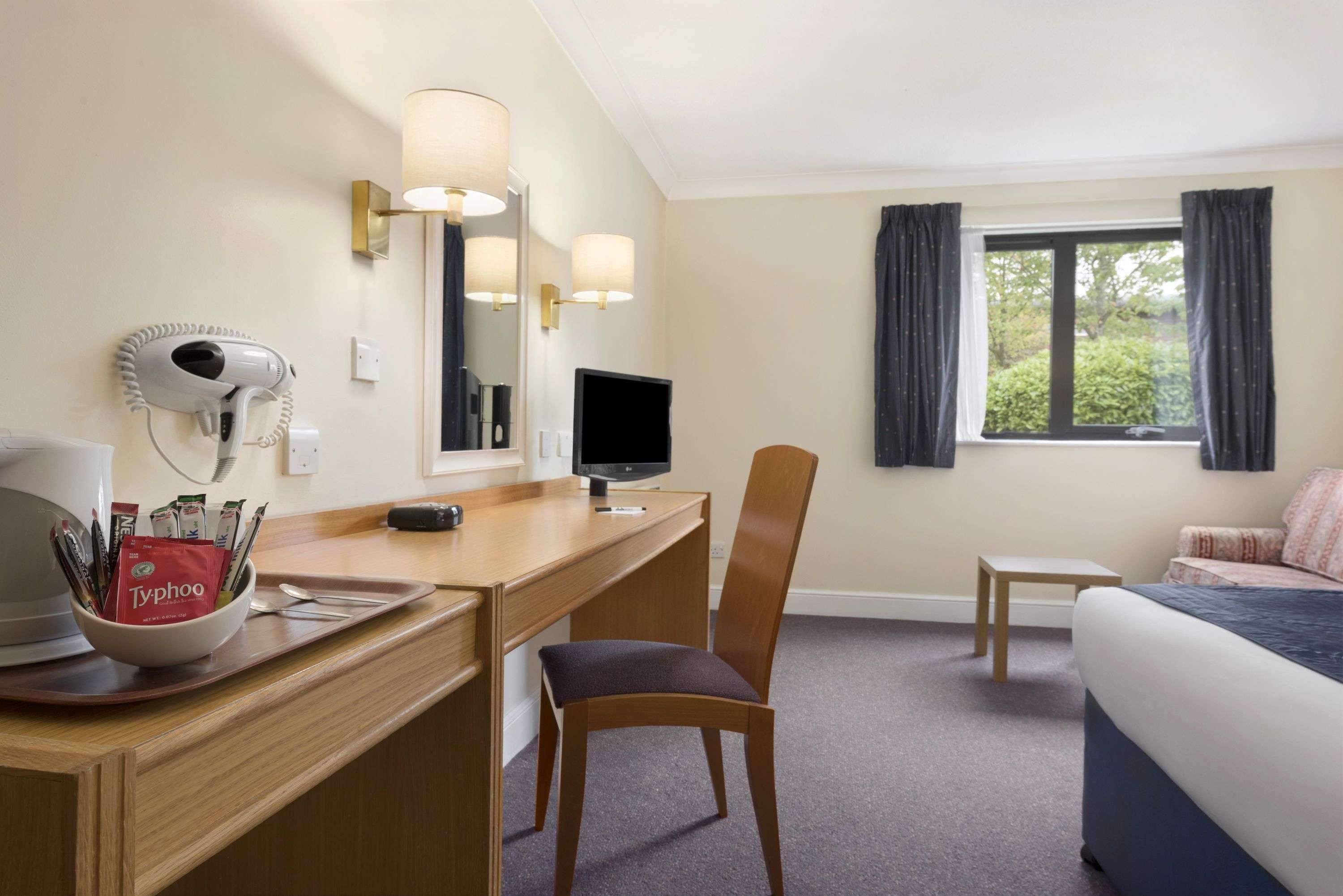 Days Inn סטאפורד מראה חיצוני תמונה